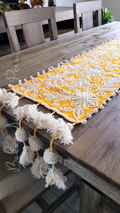 TABLE RUNNERS Sheep Wool