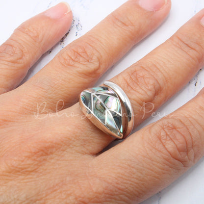 Leaf Ring Silver Adjustable with natural inlaid Stone